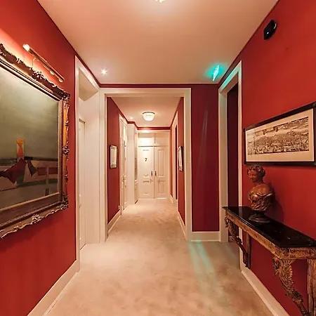 Dear - Palace Chiado Gasthof 4*